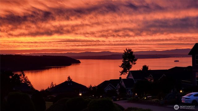 2225 87th Street Ct NW, Gig Harbor, WA 98332