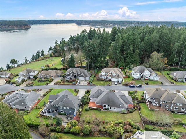 2225 87th Street Ct NW, Gig Harbor, WA 98332