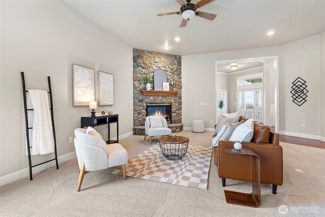 2225 87th Street Ct NW, Gig Harbor, WA 98332