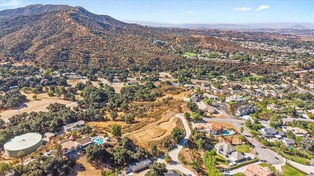 36698 Parkview, Yucaipa, CA 92399
