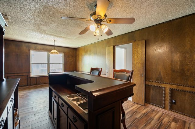110 S Capri Drive, Duncanville, TX 75116