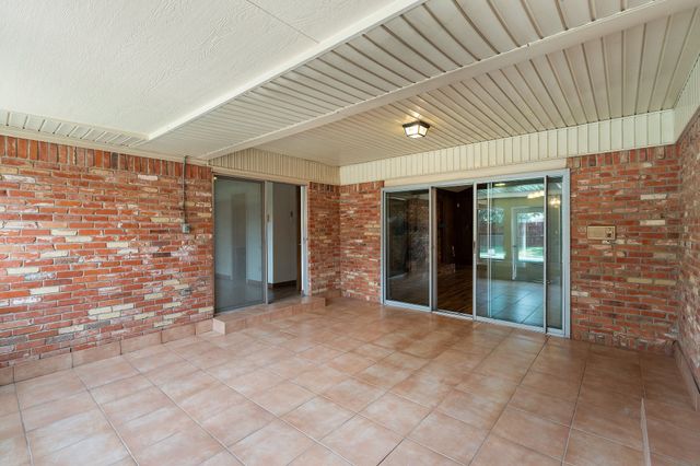 110 S Capri Drive, Duncanville, TX 75116