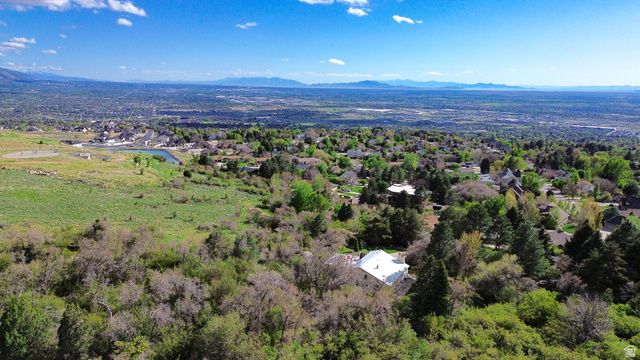 4423 N MAJESTIC CIR, Pleasant View, UT 84414