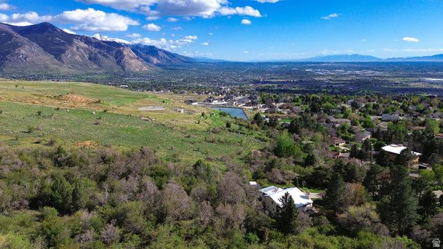 4423 N MAJESTIC CIR, Pleasant View, UT 84414