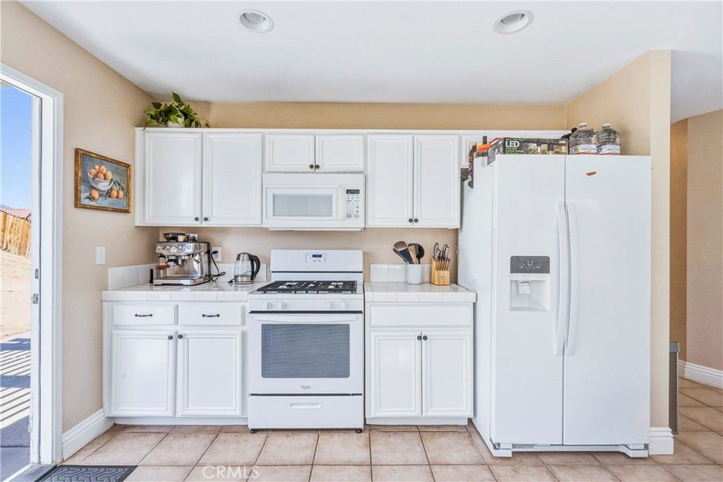 Image 13 of property listing at 71654 Sun Valley, 29 Palms, CA 92277