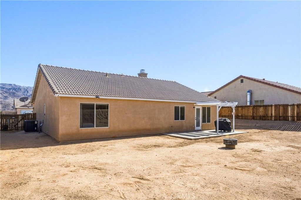 Image 39 of property listing at 71654 Sun Valley, 29 Palms, CA 92277