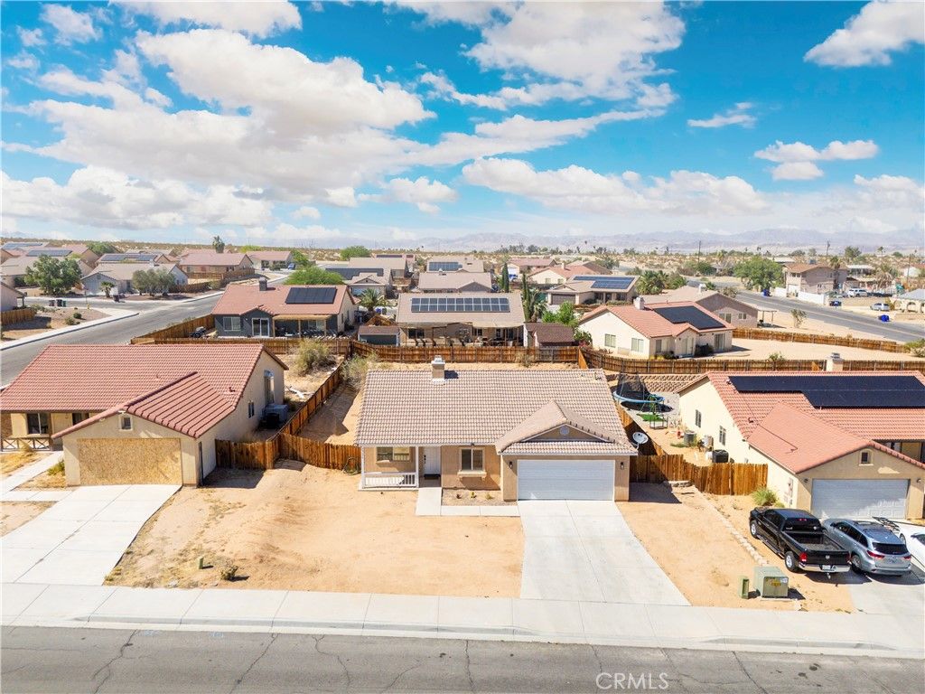 Image 46 of property listing at 71654 Sun Valley, 29 Palms, CA 92277