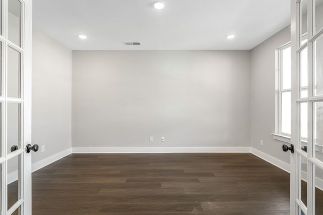 4213 Burton Dr, White House, TN 37188