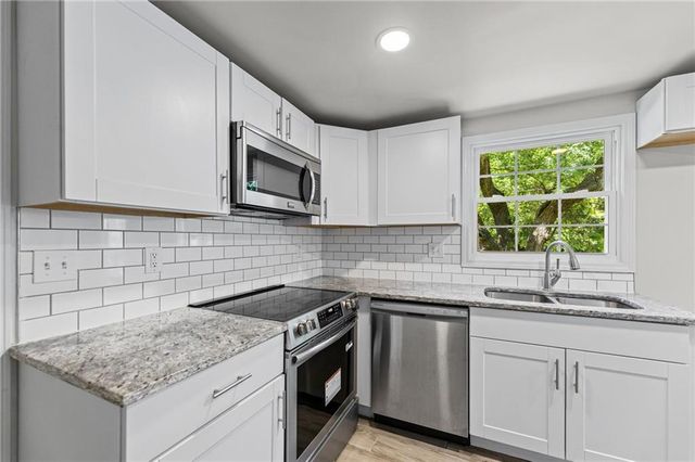 3311 N 57th Street, Kansas City, KS 66104