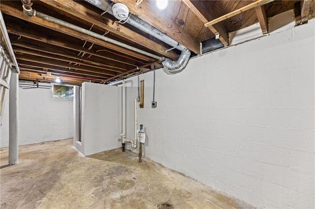 3311 N 57th Street, Kansas City, KS 66104
