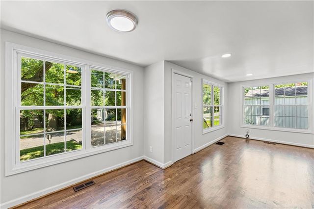 3311 N 57th Street, Kansas City, KS 66104
