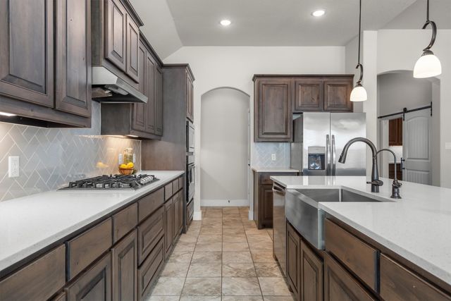 1005 Pebblegate Drive, Weatherford, TX 76085