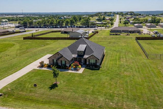 1005 Pebblegate Drive, Weatherford, TX 76085