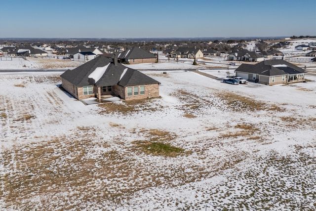 1005 Pebblegate Drive, Weatherford, TX 76085