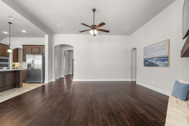 1005 Pebblegate Drive, Weatherford, TX 76085