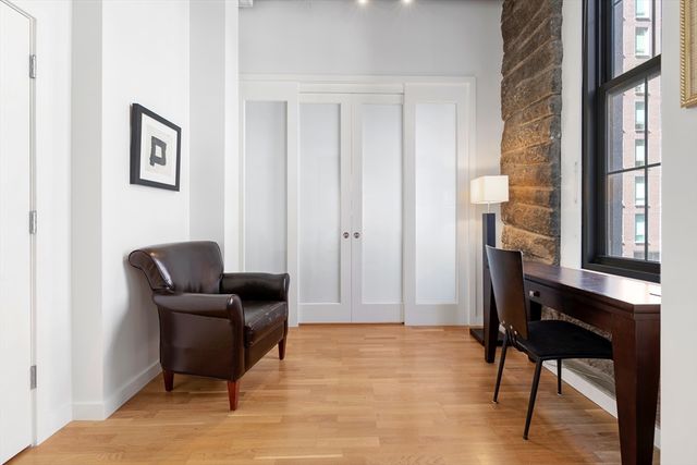 101 Broad St 2C, Boston, MA 02110