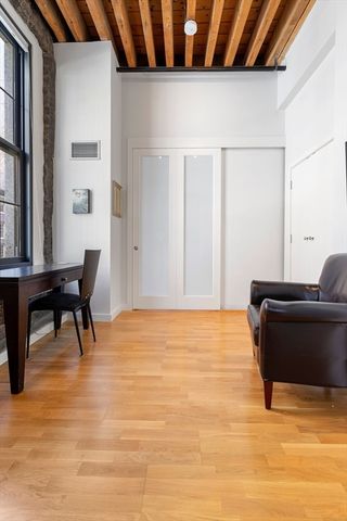 101 Broad St 2C, Boston, MA 02110