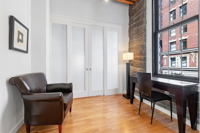 101 Broad St 2C, Boston, MA 02110