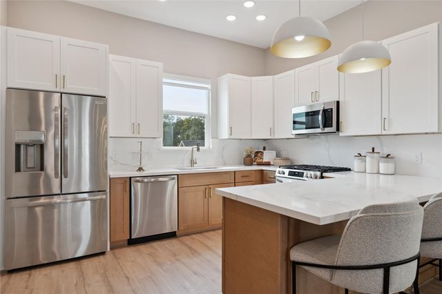 4013 Griggs Road D, Houston, TX 77021