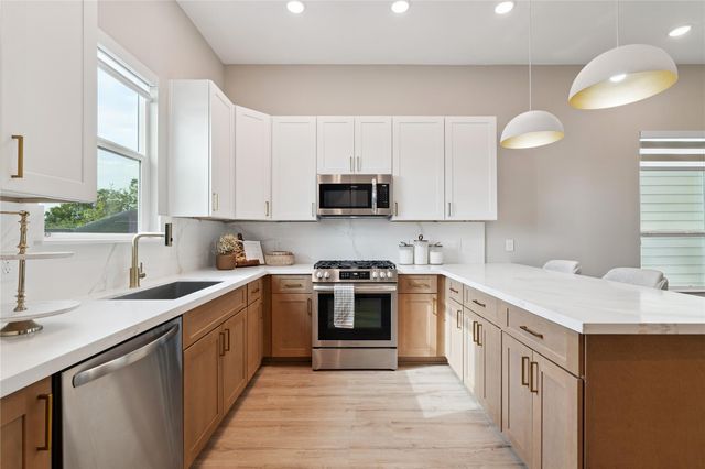 4013 Griggs Road D, Houston, TX 77021