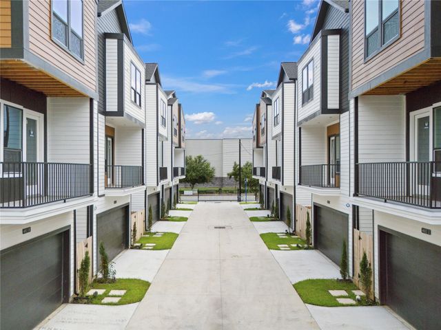 4013 Griggs Road D, Houston, TX 77021