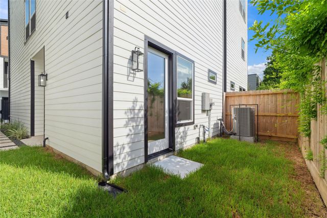 4013 Griggs Road D, Houston, TX 77021