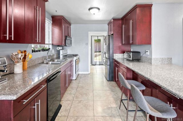 4418 Tremont St, San Diego, CA 92102