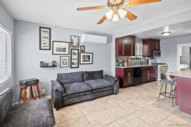 4418 Tremont St, San Diego, CA 92102