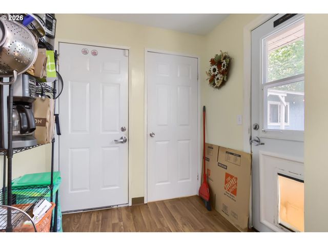 18126 Se LINCOLN St, Portland, OR 97233