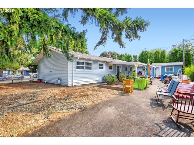 18126 Se LINCOLN St, Portland, OR 97233