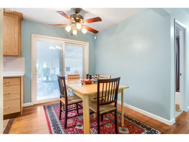 18126 Se LINCOLN St, Portland, OR 97233