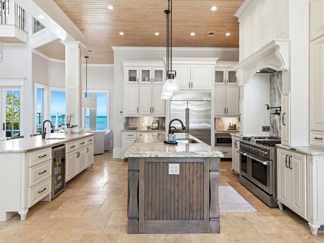 936 Bambi Drive, Destin, FL 32541