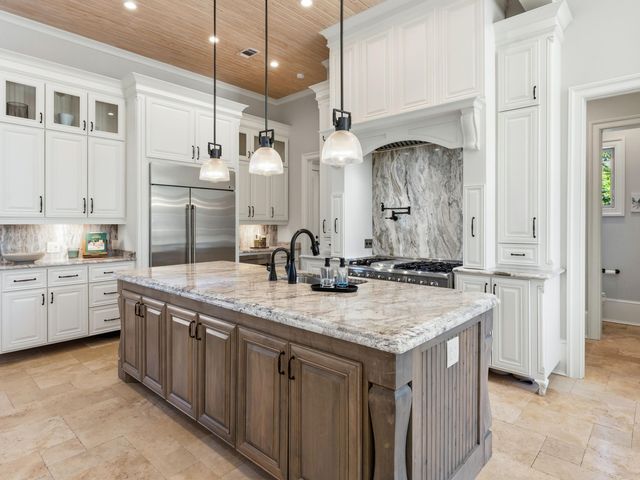 936 Bambi Drive, Destin, FL 32541