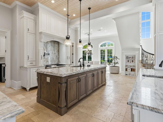936 Bambi Drive, Destin, FL 32541