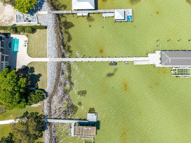 936 Bambi Drive, Destin, FL 32541