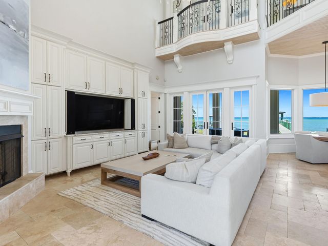 936 Bambi Drive, Destin, FL 32541