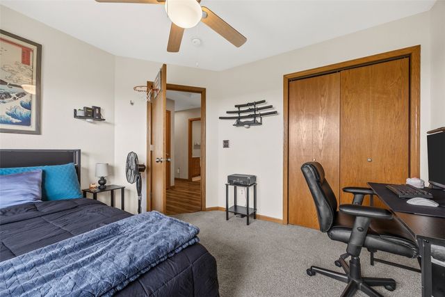 1017 Langenberg Avenue, Iowa City, IA 52240