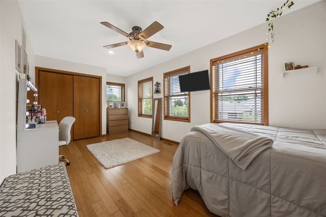 1017 Langenberg Avenue, Iowa City, IA 52240