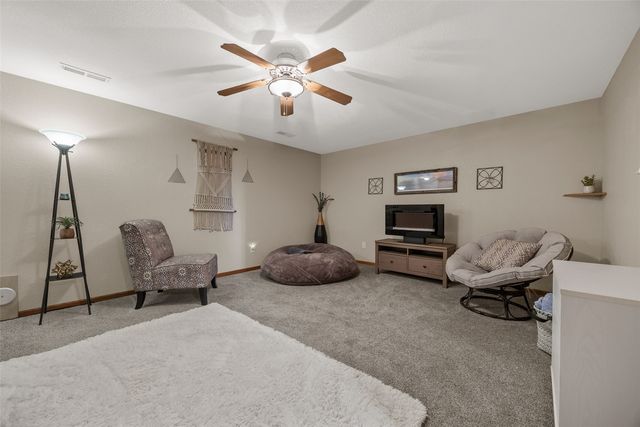 1017 Langenberg Avenue, Iowa City, IA 52240