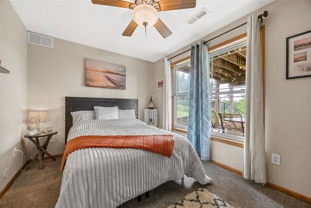 1017 Langenberg Avenue, Iowa City, IA 52240