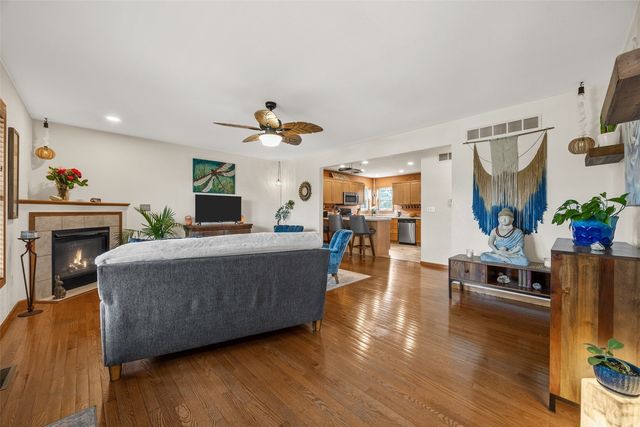 1017 Langenberg Avenue, Iowa City, IA 52240