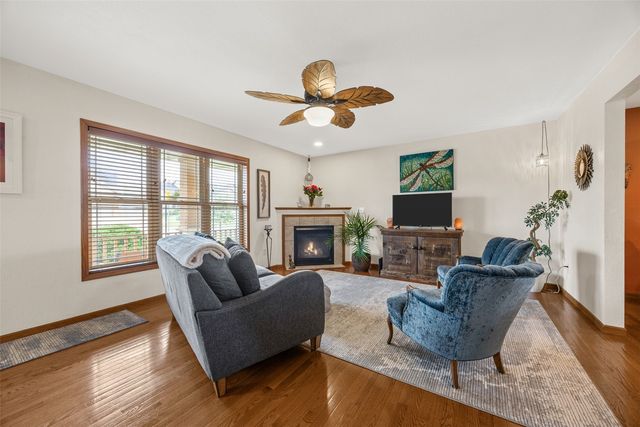 1017 Langenberg Avenue, Iowa City, IA 52240