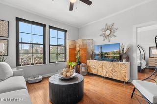 115 Willow Ave 202, Knoxville, TN 37915