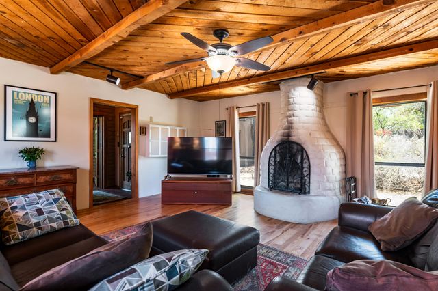 3217 20th Avenue SE, Rio Rancho, NM 87124