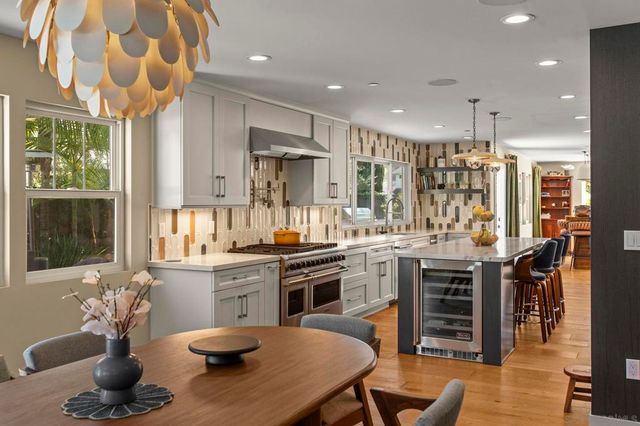 418 Parkwood Ln, Encinitas, CA 92024