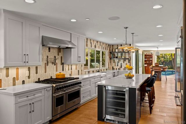 418 Parkwood Ln, Encinitas, CA 92024