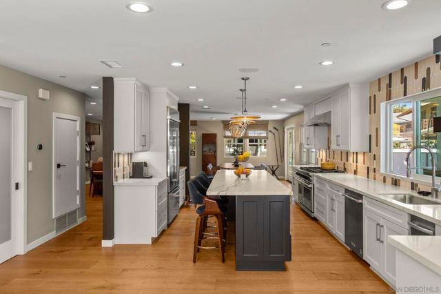 418 Parkwood Ln, Encinitas, CA 92024