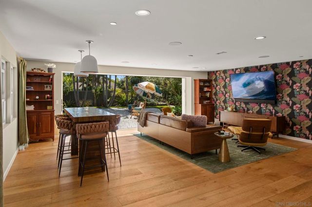 418 Parkwood Ln, Encinitas, CA 92024