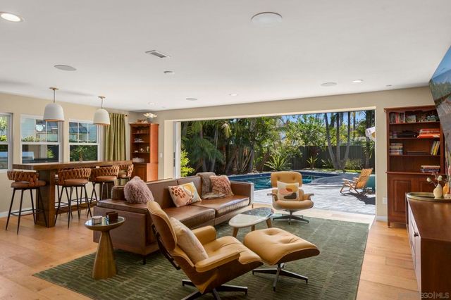 418 Parkwood Ln, Encinitas, CA 92024