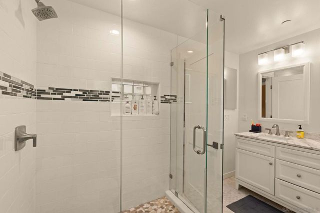 418 Parkwood Ln, Encinitas, CA 92024